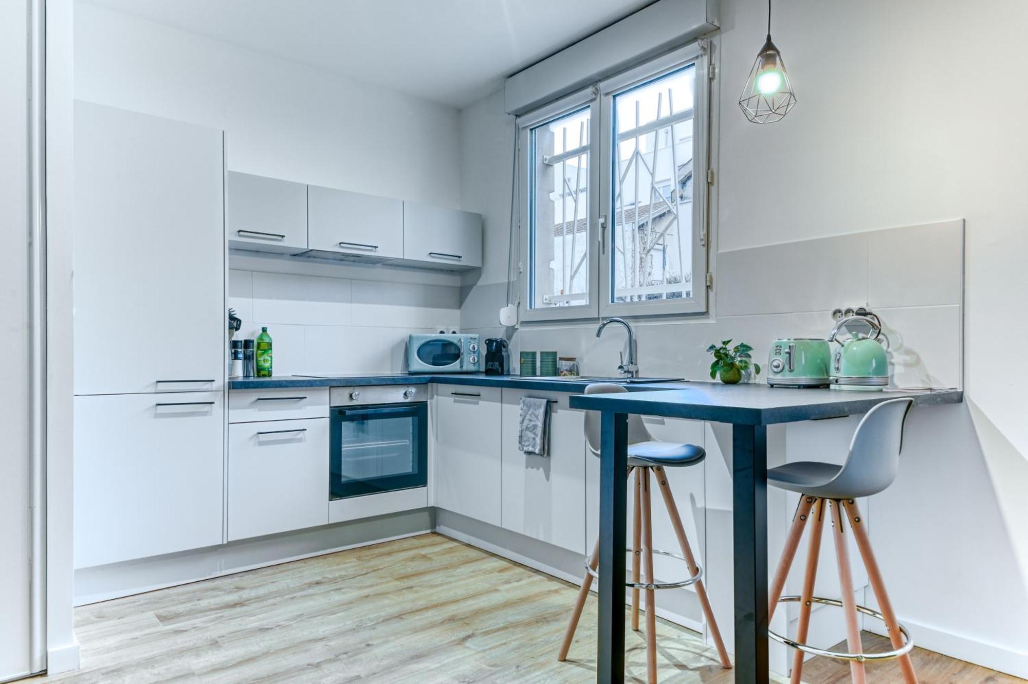 Ferienwohnung L'Escale Balzac Villeurbanne Exterior foto