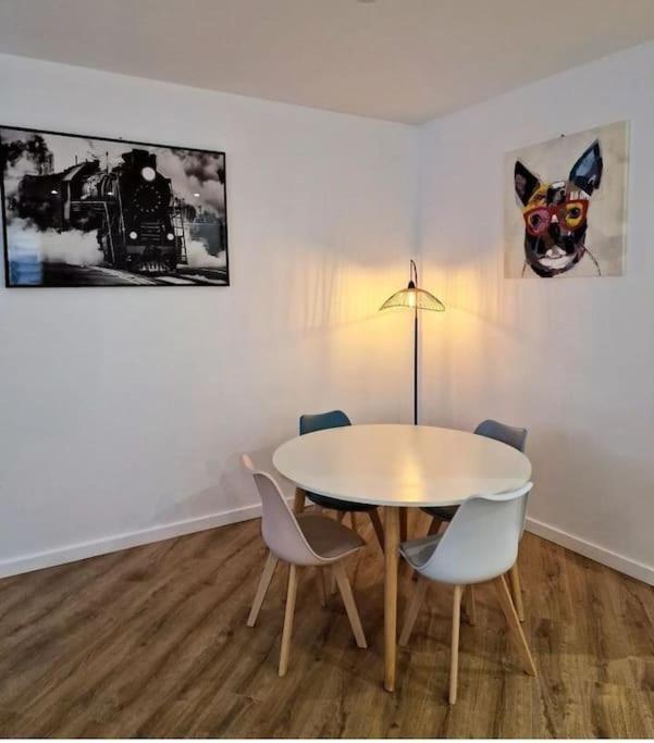Ferienwohnung L'Escale Balzac Villeurbanne Exterior foto